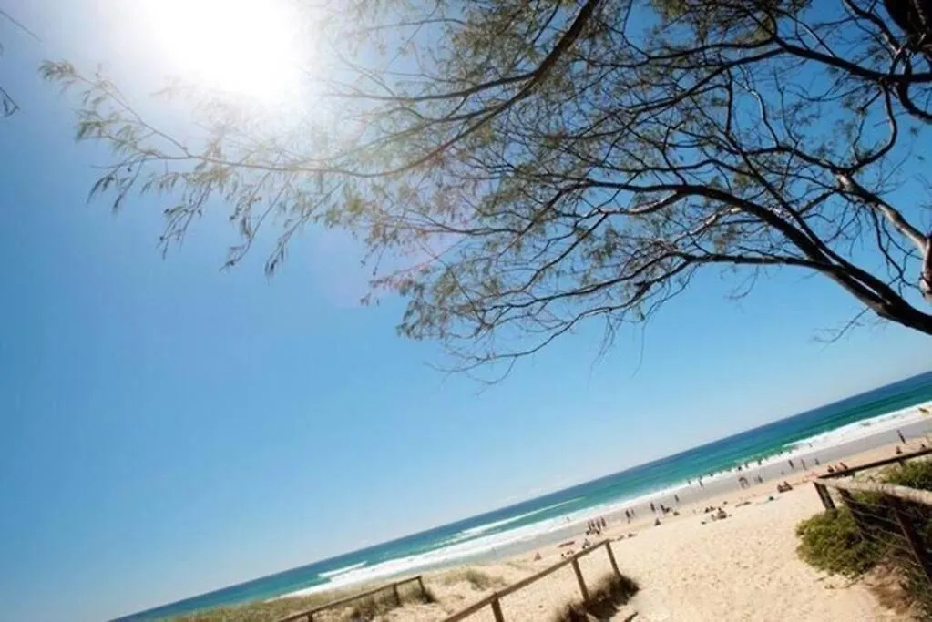 Diamond Beach 24 Gold Coast 0*,